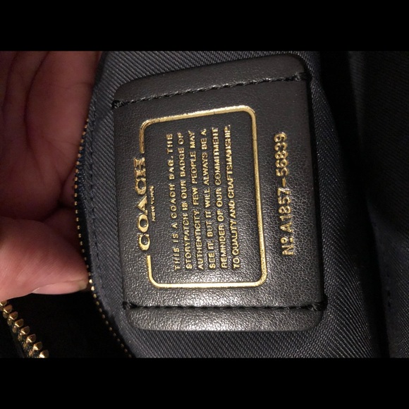 Coach black safety purse - Picture 4 of 6